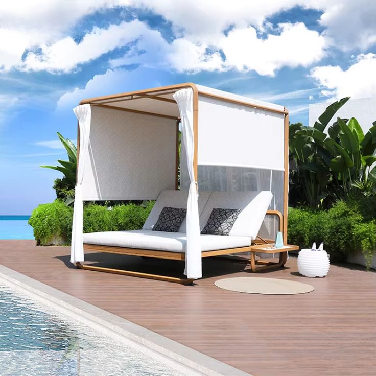 Hotel Patio Daybeds